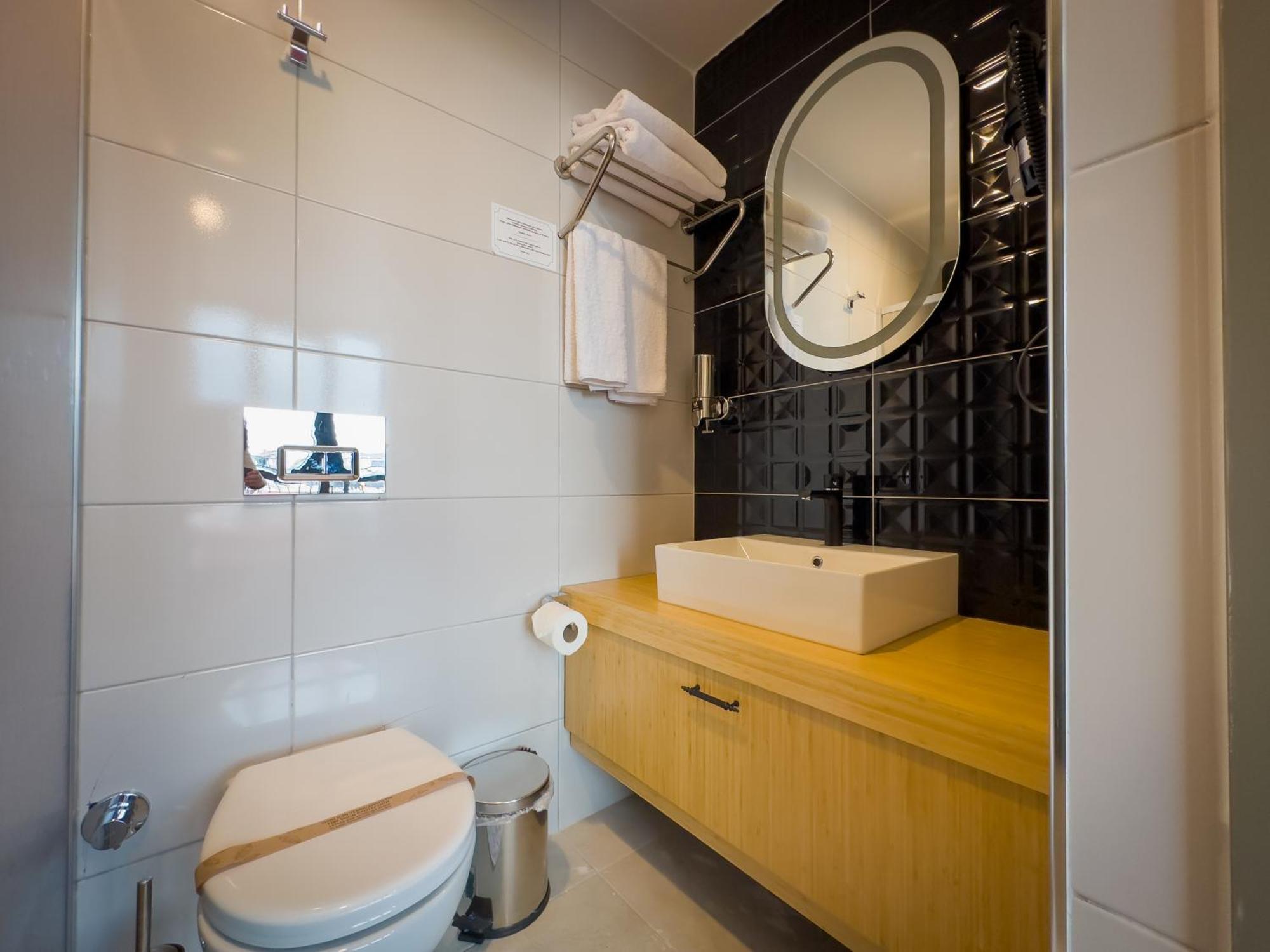 Mihman Hotel Истанбул Екстериор снимка