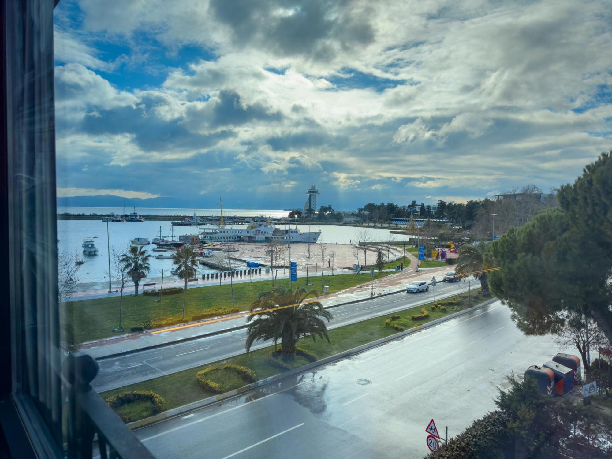 Mihman Hotel Истанбул Екстериор снимка