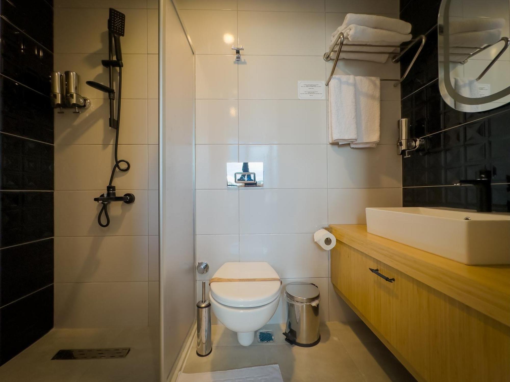 Mihman Hotel Истанбул Екстериор снимка