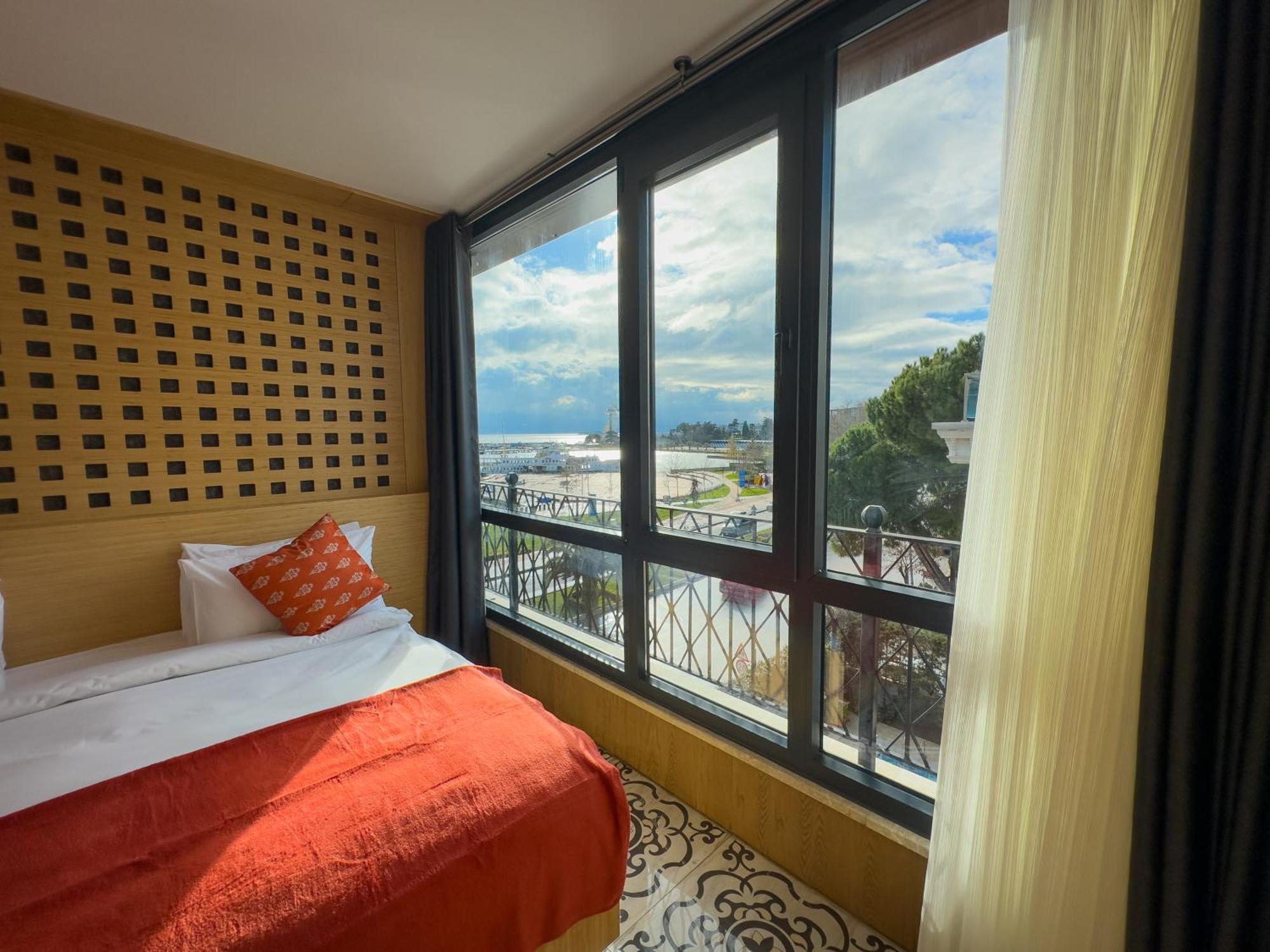Mihman Hotel Истанбул Екстериор снимка